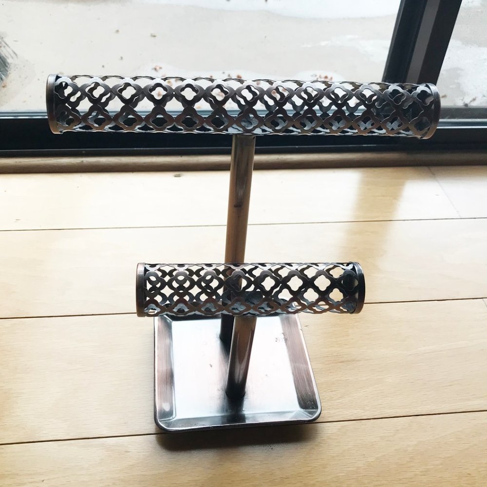 jewelry stand